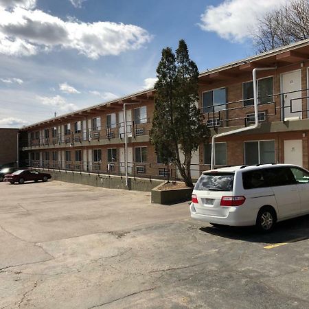 Town Motel Oshkosh Exterior foto